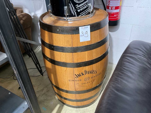 Jack daniels - vat - wijn en drank accessoire - barrel strength vat - de gouden eeuw - afbeelding 1 van  4