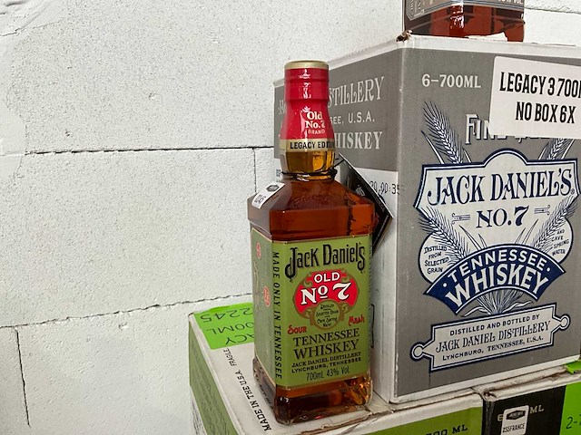 Jack daniels legacy whiskey (18x) - afbeelding 2 van  4