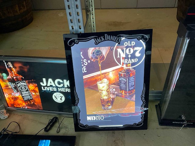 Jack daniels lichtreclame (3x) - afbeelding 3 van  7