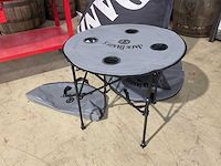 Jack daniels parasol, zit zak en 3x tafel - afbeelding 6 van  7