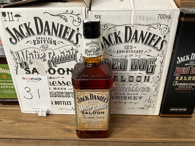 Jack daniels whiskey (18x) - white rabbit - red dog - apple - afbeelding 4 van  8