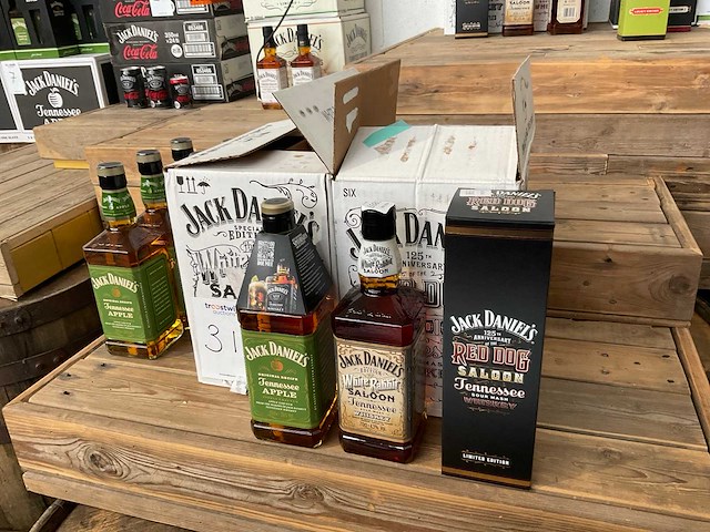 Jack daniels whiskey (18x) - white rabbit - red dog - apple - afbeelding 8 van  8