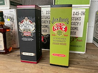 Jack daniels whiskey (24x 1 liter) - legacy 1 en 2 - afbeelding 1 van  6