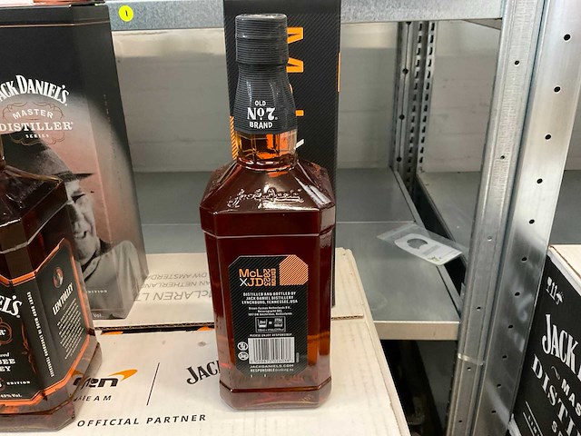 Jack daniels whiskey (24x) (2 volle dozen a 12 stuks) - afbeelding 3 van  6