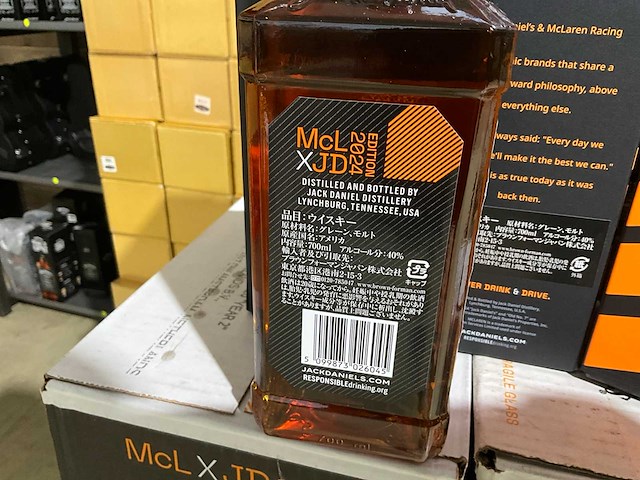 Jack daniels x mclaren whiskey (12x) - afbeelding 2 van  2