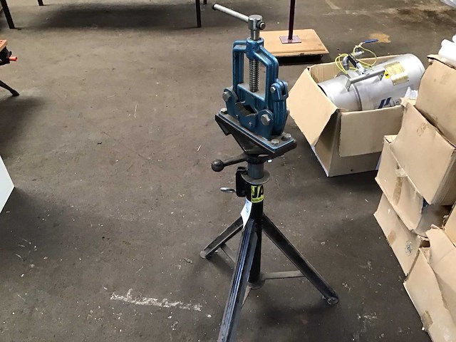 Jack pijpbank met statief - afbeelding 2 van  4