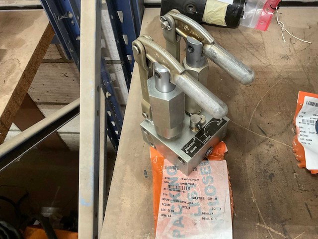 Jack pump assymbly - afbeelding 1 van  3