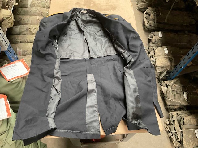 Jacket (8x) - afbeelding 1 van  4
