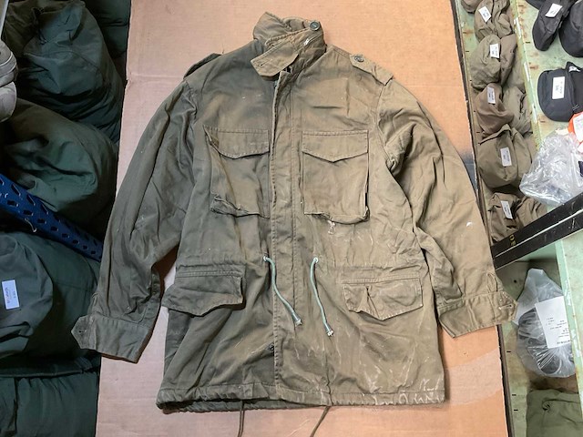 Jacket - afbeelding 1 van  3