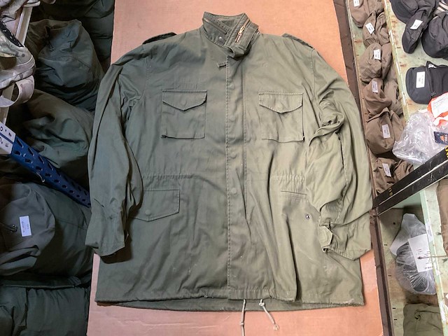 Jacket - afbeelding 1 van  3