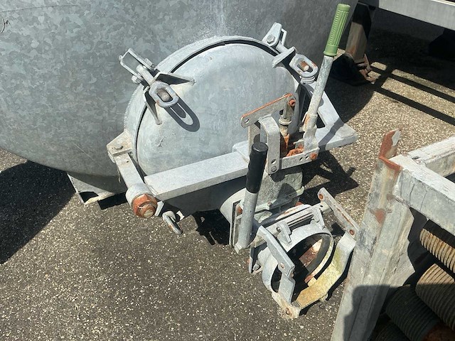 Jaco - 8 kuubs tankwagen - op slee - met vacuümpomp - afbeelding 20 van  20