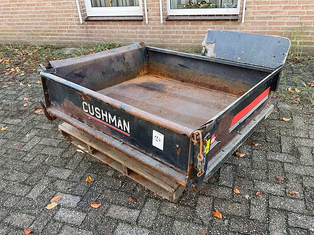 Jacobsen cushman utv laadbak - afbeelding 1 van  6
