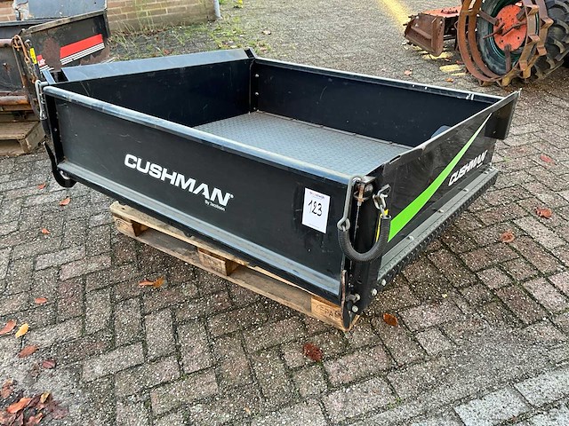 Jacobsen cushman utv laadbak - afbeelding 1 van  10