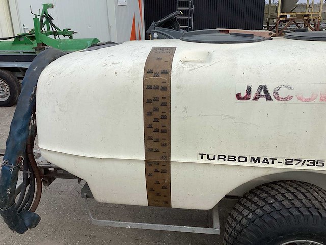 Jacoby turbo mat-27/35 vec veldspuit - afbeelding 12 van  14