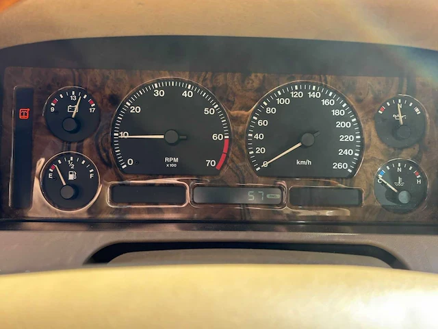 Jacquar / daimler - 1996 - dubble six lwb - personenauto - afbeelding 10 van  25