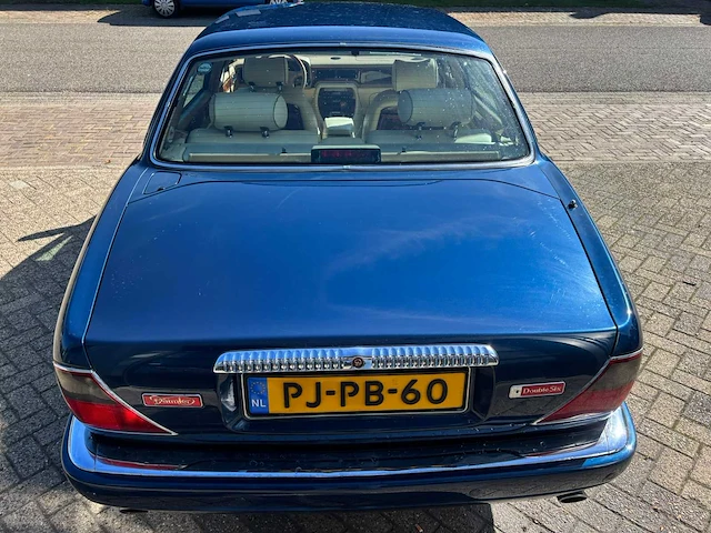 Jacquar / daimler - 1996 - dubble six lwb - personenauto - afbeelding 21 van  25