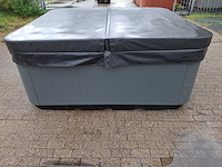 Jacuzzi 5 persoons jacuzzi en buitenspa - afbeelding 2 van  17
