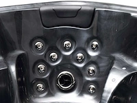 Jacuzzi en buitenspa - rvs frame - vonato - 0 - flavina - afbeelding 4 van  9