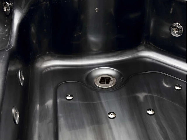 Jacuzzi en buitenspa - vonato - 0 - 5-persoons spa met 3 ligplaatsen - afbeelding 3 van  23