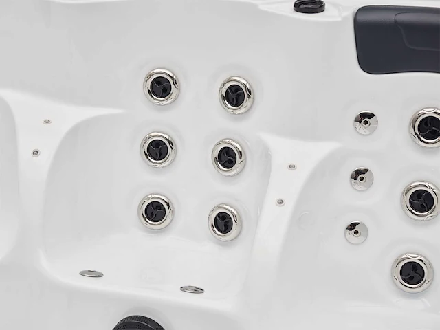 Jacuzzi en buitenspa - vonato - 0 - 6 persoons met 1 ligplaats - afbeelding 20 van  24