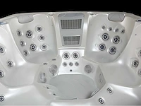 Jacuzzi en buitenspa - vonato - 0 - vrijstaand 7 persoons bad - afbeelding 10 van  12