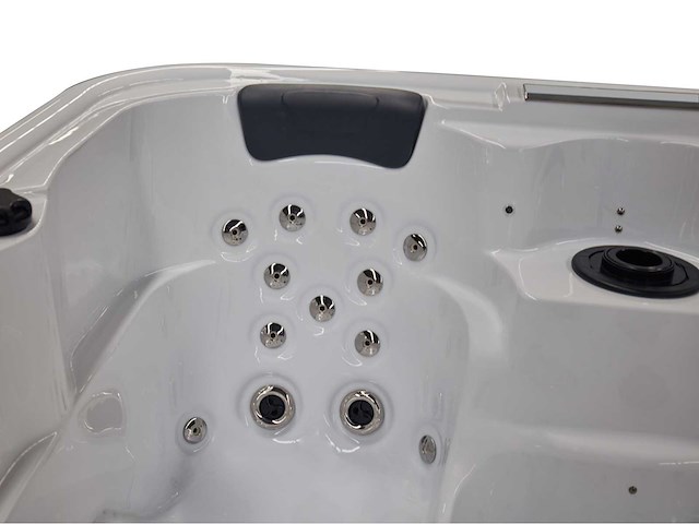 Jacuzzi en buitenspa - vonato - 5-persoons spa met 3 ligplaatsen - afbeelding 11 van  16