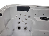 Jacuzzi en buitenspa - vonato - 5-persoons spa met 3 ligplaatsen - afbeelding 11 van  16