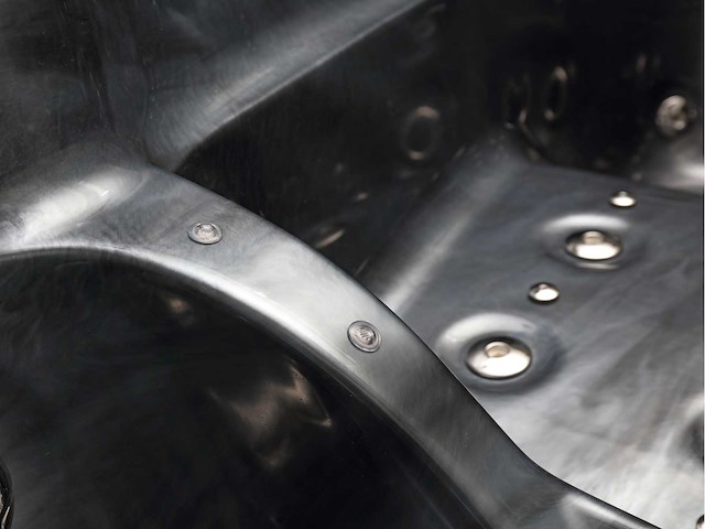 Jacuzzi en buitenspa - vonato - flavina - 0 - 5-persoons spa met 3 ligplaatsen - afbeelding 19 van  23