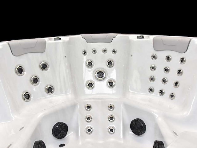 Jacuzzi en buitenspa - vonato - flovaro - 0 - vrijstaand 7 persoons bad - afbeelding 3 van  5