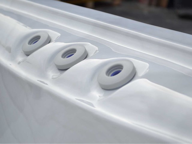 Jacuzzi en buitenspa - vonato - lunaro - 0 - vrijstaand 5 persoons bad - afbeelding 6 van  9