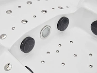 Jacuzzi en buitenspa - vonato - tovario - 0 - 6 persoons met 1 ligplaats - afbeelding 13 van  24