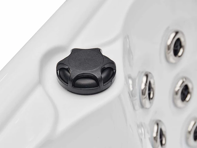 Jacuzzi en buitenspa - vonato - tovario - 0 - 6 persoons met 1 ligplaats - afbeelding 15 van  24
