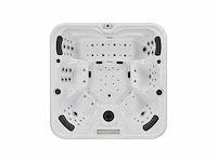 Jacuzzi en buitenspa - vonato - tovario - 0 - 6 persoons met 1 ligplaats - afbeelding 12 van  24