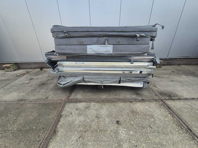 Jacuzzi en buitenspa covers (16x) - afbeelding 5 van  12
