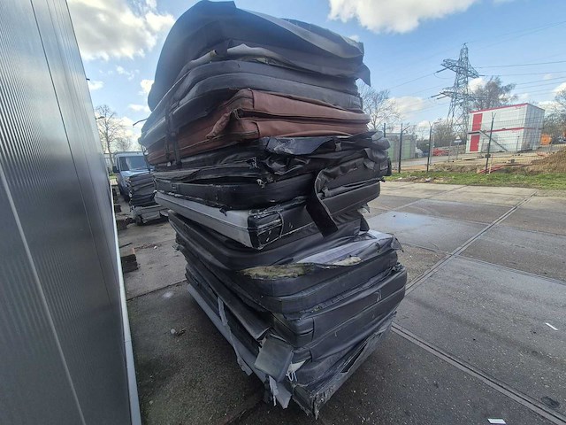 Jacuzzi en buitenspa covers (16x) - afbeelding 9 van  12