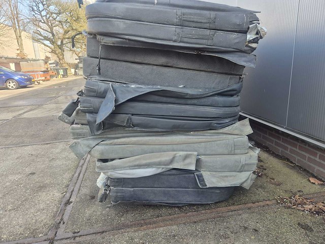 Jacuzzi en buitenspa covers (16x) - afbeelding 11 van  12