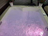 Jacuzzi en buitenspa - afbeelding 27 van  27