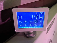 Jacuzzi en buitenspa - afbeelding 6 van  27