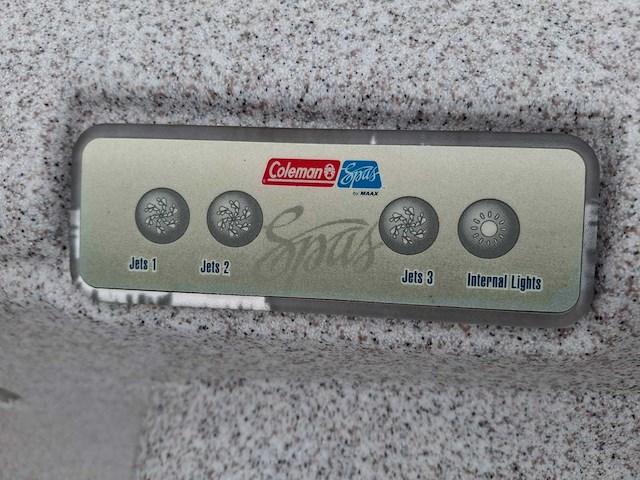 Jacuzzi en buitenspa - afbeelding 22 van  22