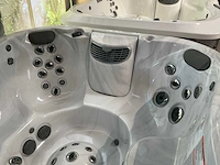 Jacuzzi j-345 buitenspa - afbeelding 7 van  11