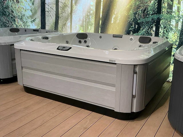 Jacuzzi j-355 buitenspa - afbeelding 1 van  10