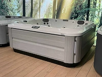 Jacuzzi j-355 buitenspa