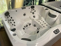 Jacuzzi j-355 buitenspa - afbeelding 4 van  10