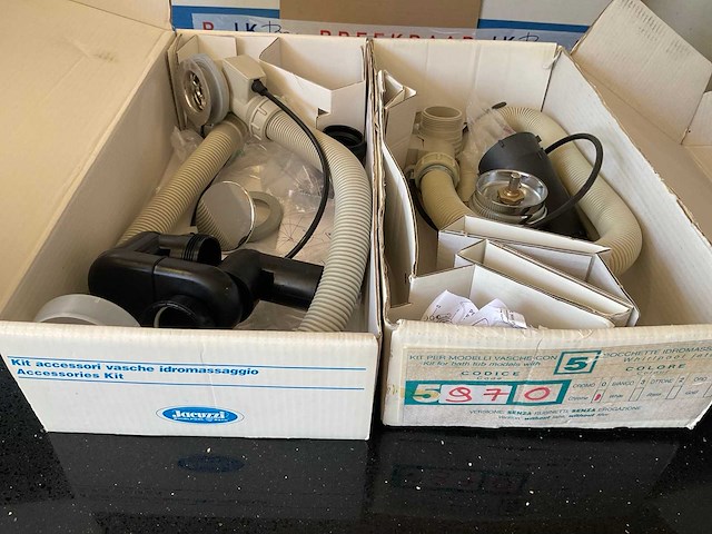 Jacuzzi kit diversen accessoires onderdelen - afbeelding 4 van  7