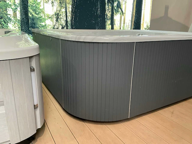 Jacuzzi virtus overloopspa - afbeelding 3 van  14