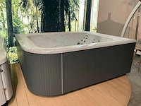 Jacuzzi virtus overloopspa