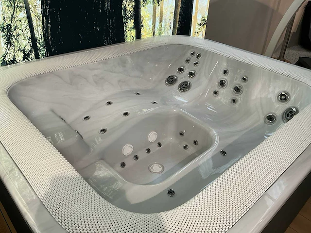 Jacuzzi virtus overloopspa - afbeelding 9 van  14