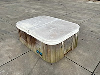 Jacuzzi - afbeelding 9 van  16