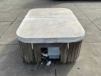 Jacuzzi - afbeelding 11 van  16