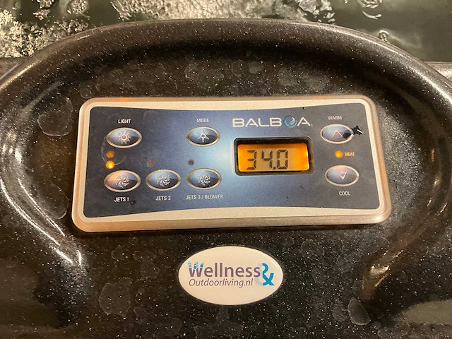 Jacuzzi - afbeelding 12 van  14